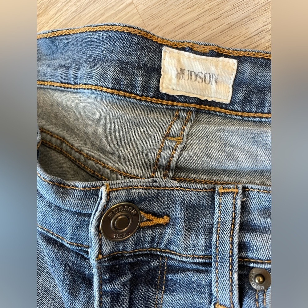 HUDSON Distressed Blue Ripped Skinny Jeans. Size 26W/28L - Picture 6 of 11